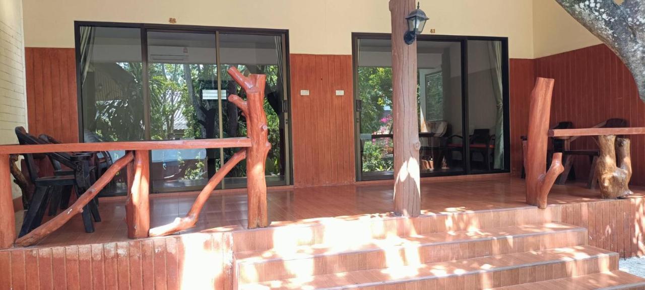 Baan Suan Villas Resort Ban Suan  エクステリア 写真