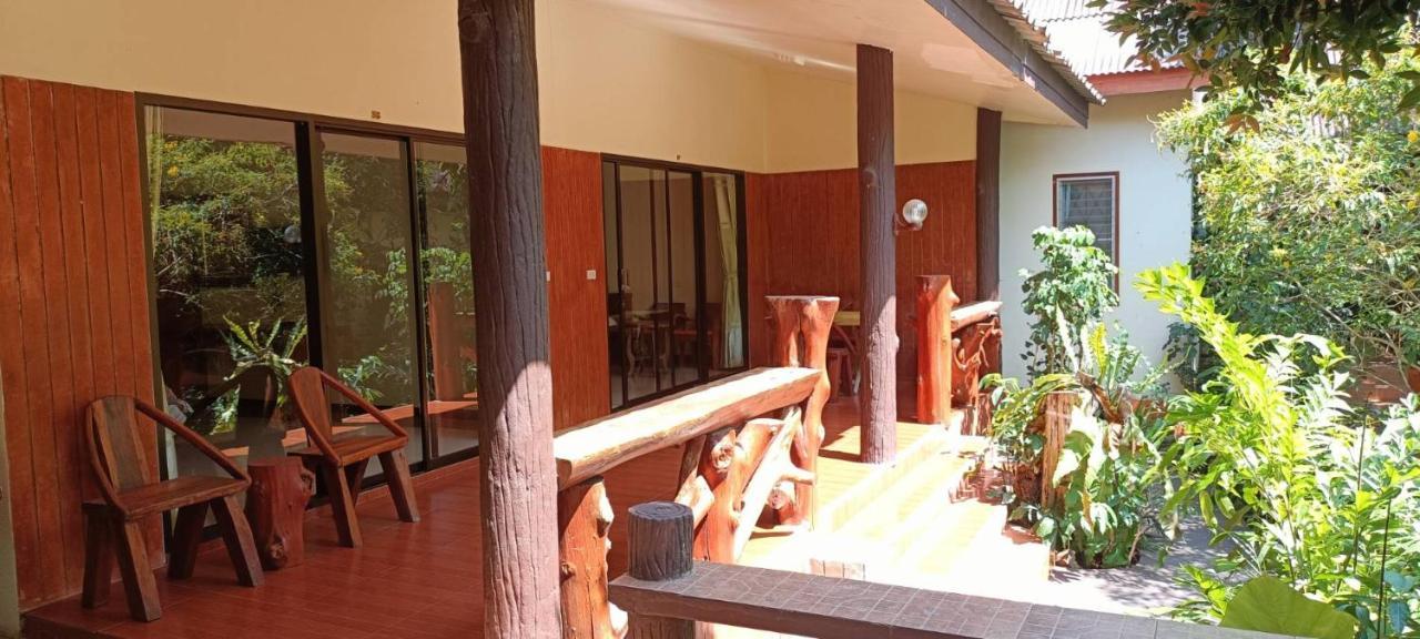 Baan Suan Villas Resort Ban Suan  エクステリア 写真